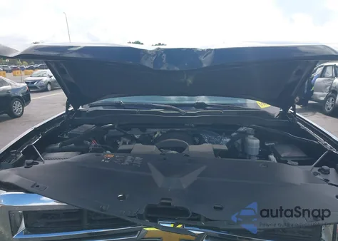 2015 Chevrolet Silverado 1500 2Lt z USA, uszkodzony, nr VIN 3GCPCREC8FG183939